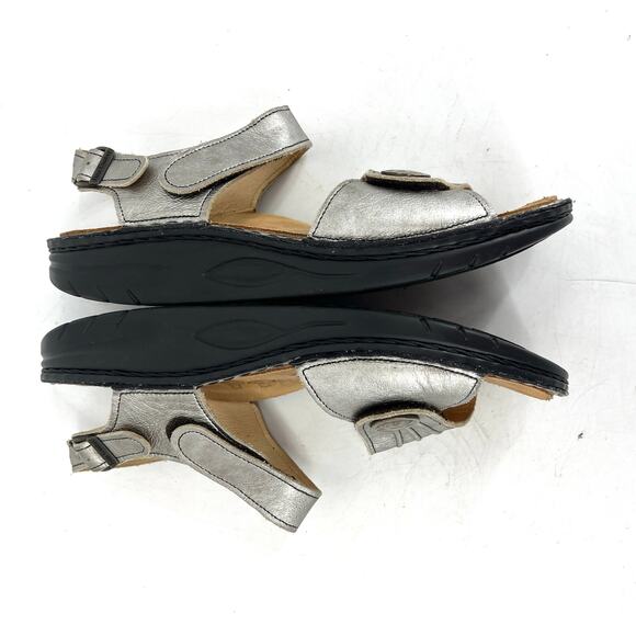 Finn Comfort Women's 40/9.5 Silver Gomera Leather Adjustable Low Flat Sandals - Picture 5 of 6